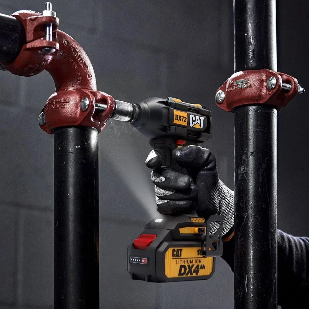 دريل بطارية حبة 18 فولط 4 امبير CAT DX72 BRUSHLESS